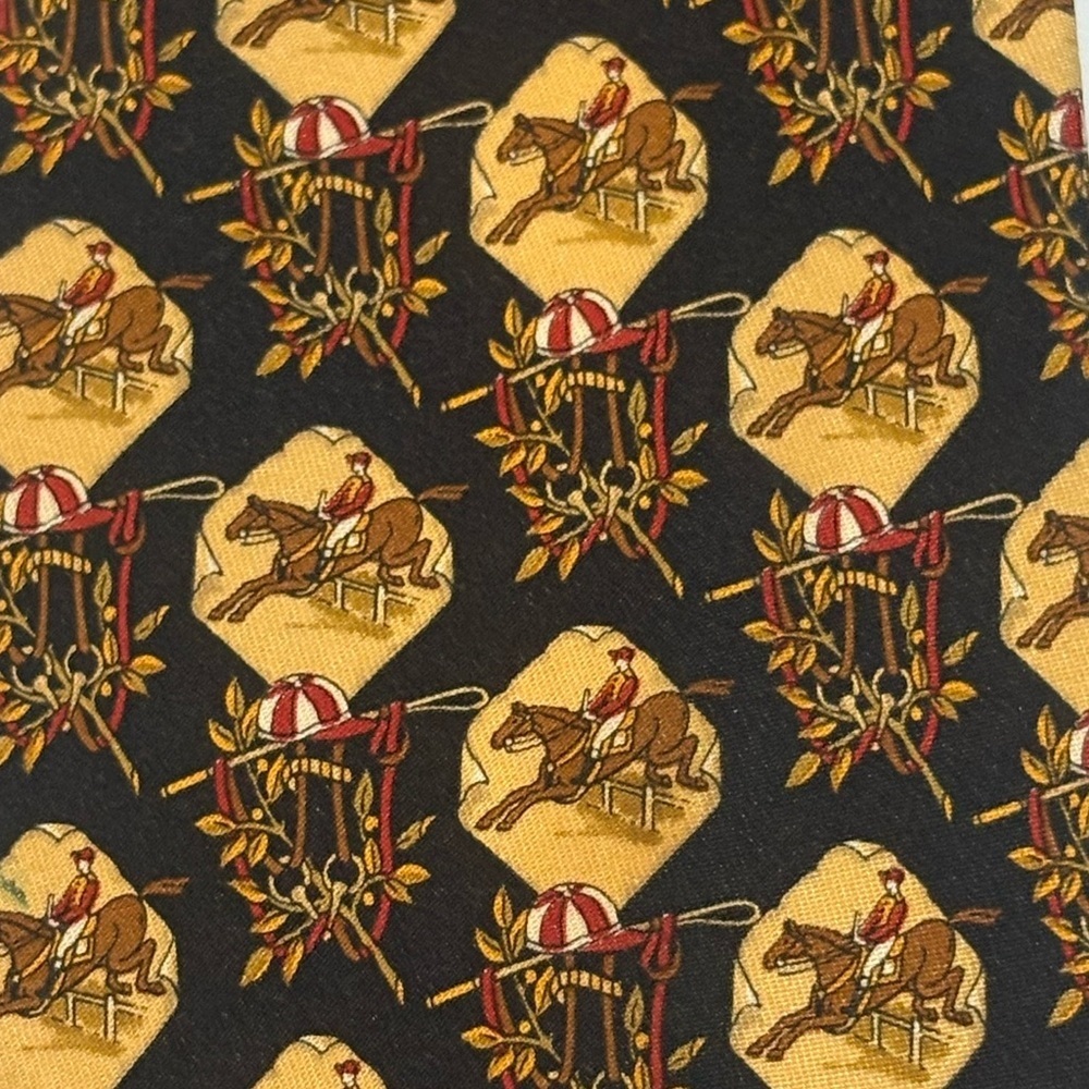 Salvatore Ferragamo Equestrian Horse Jockey Print 100% Silk Classic Navy Blue - Picture 5 of 5
